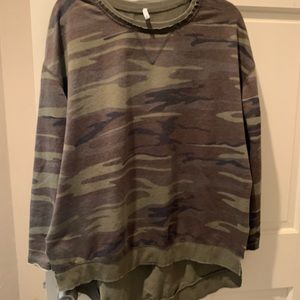 High slit long sleeve